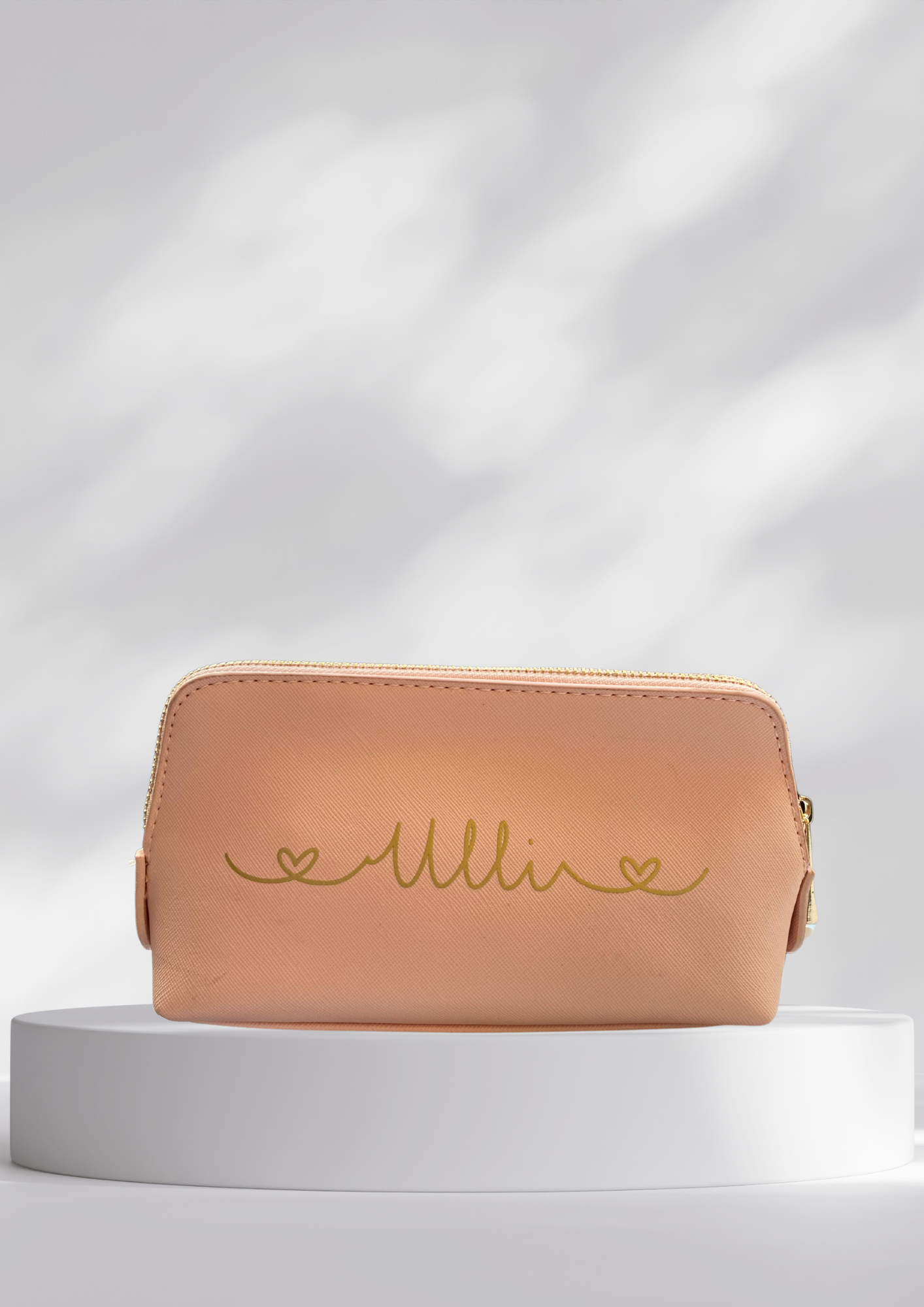 Kosmetiktasche Name mit Herzen klein